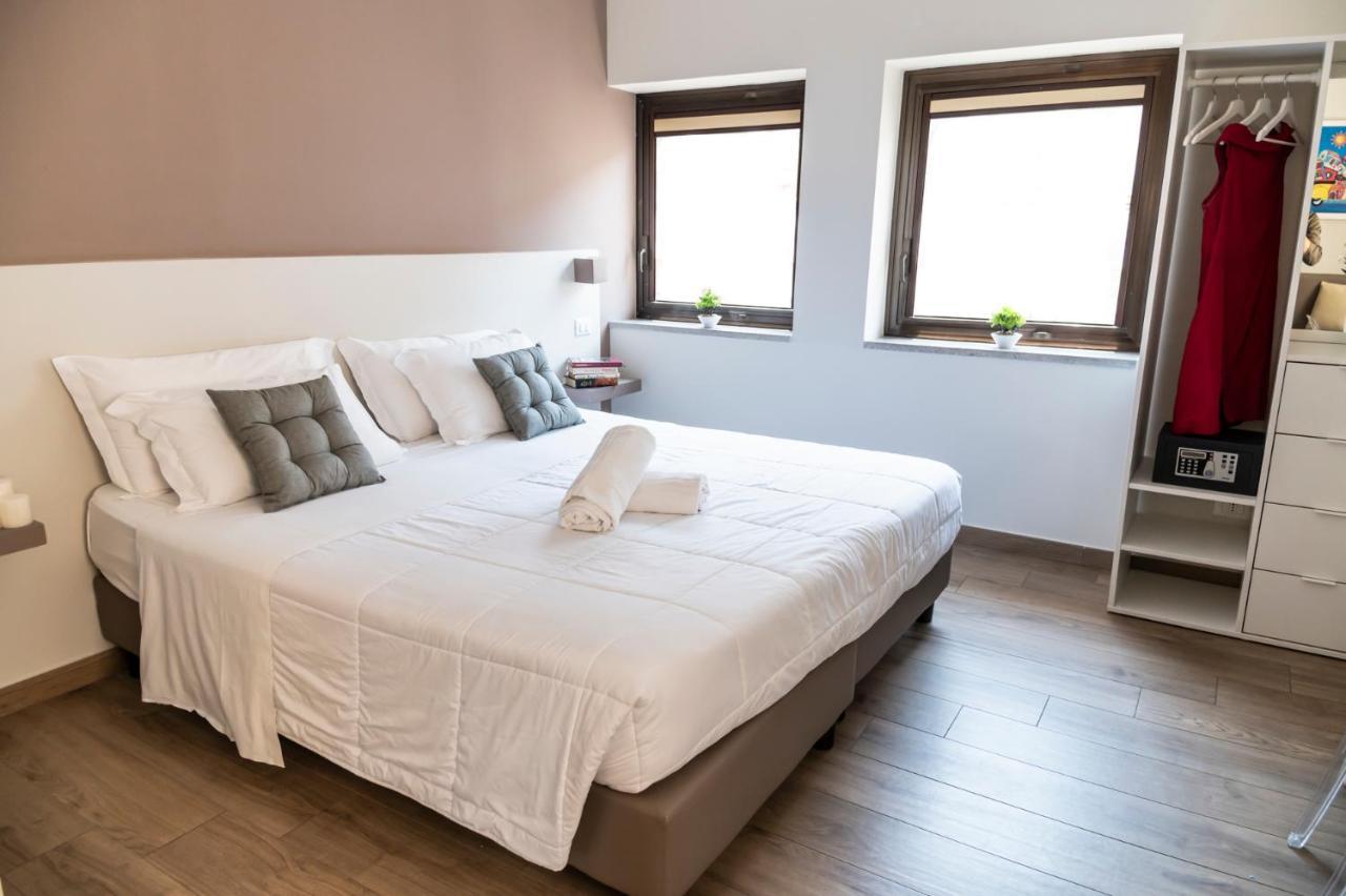 Ruggero Settimo - Room & Suite Palermo Exteriör bild